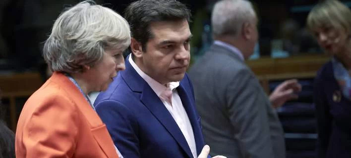 Στο Λονδίνο ο Τσίπρας – Συναντήσεις με Μέι και Κόρμπιν